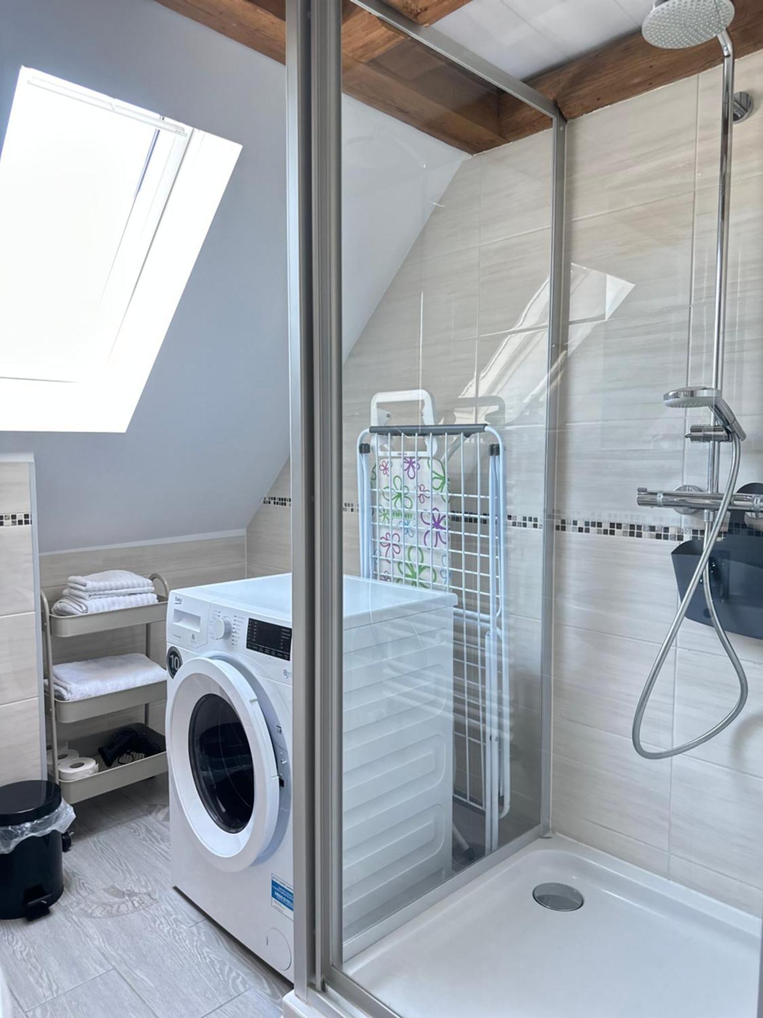 Oedheim 1 Zimmer Wohnung Dg Mit Klimaanlage Und Kleinen Balkon מראה חיצוני תמונה